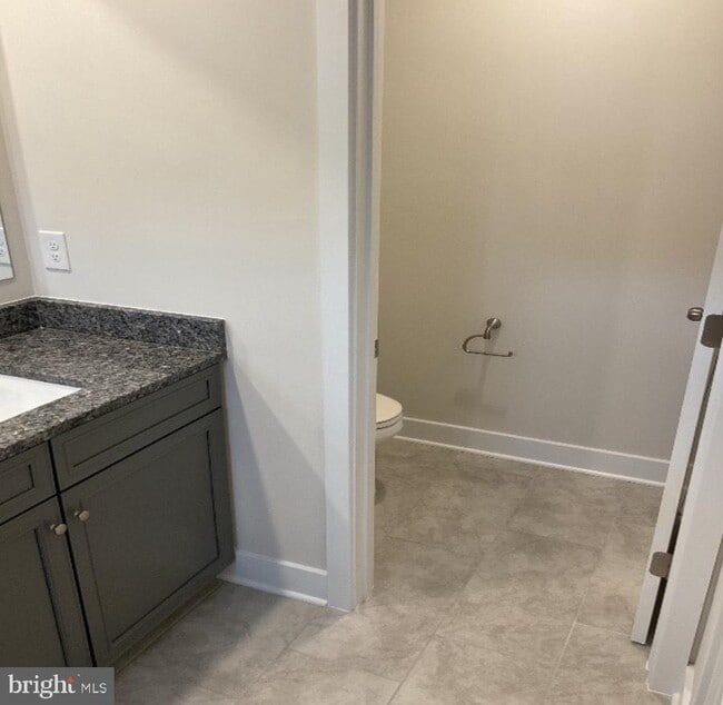 Building Photo - 2257 Marcy Dr