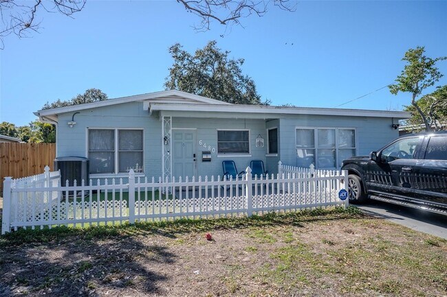 Building Photo - 6480 34th Terrace N