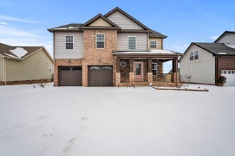 Building Photo - Spacious 3BR Home with Bonus Room, Fireplace & Fenced Yard