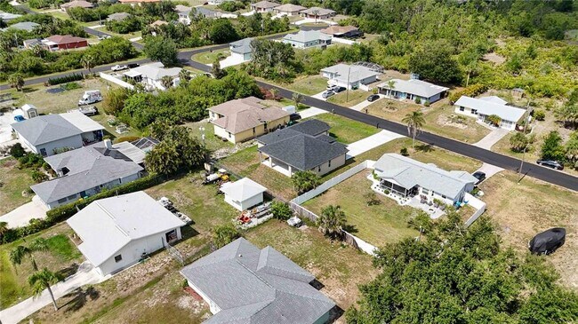 Building Photo - 6146 Grandeur St