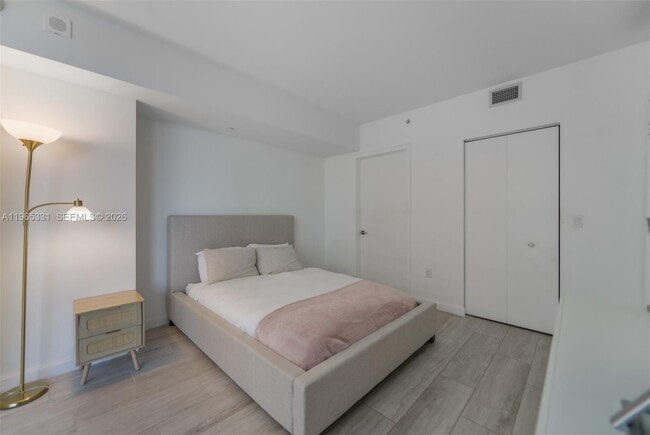 Building Photo - 45 SW 9th St