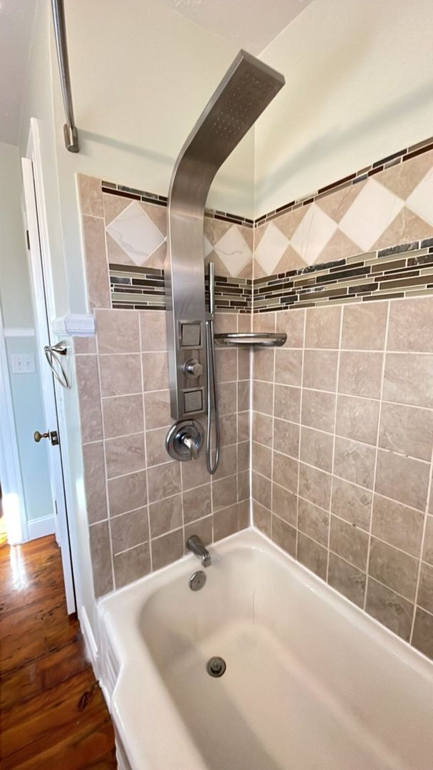 Building Photo - Rare Opportunity on nearly 3 acres!