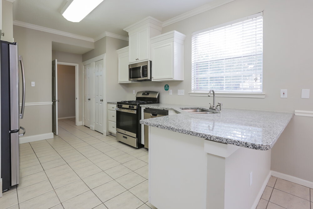 Building Photo - 15303 Goodman St