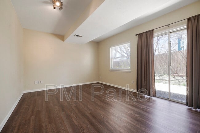 Building Photo - 8343 Currant Way