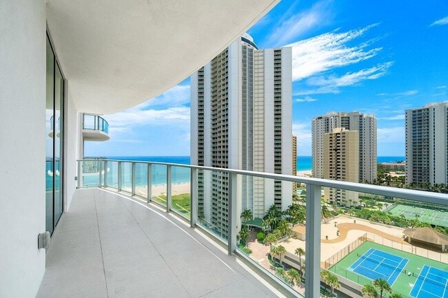 Building Photo - 3100 N Ocean Dr