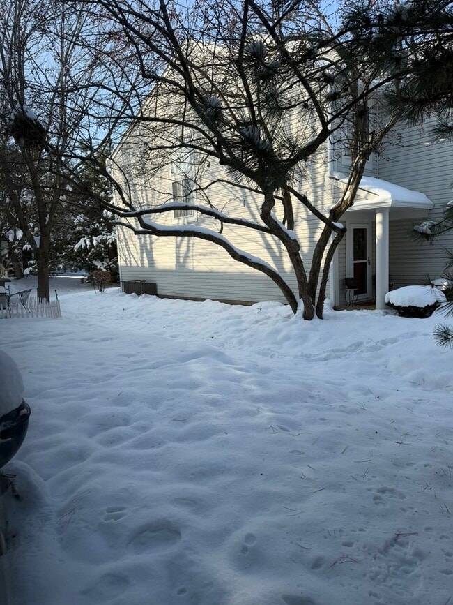 Building Photo - 2522 Arcadia Cir