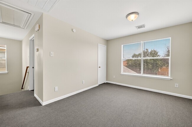 Building Photo - 7351 Parkland Manor Dr