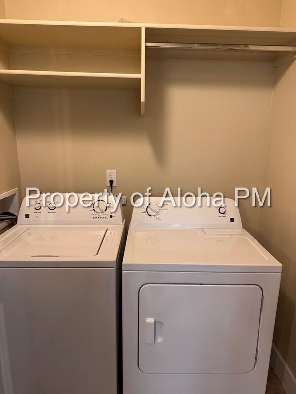 Building Photo - 3590 E Grand Forest Dr