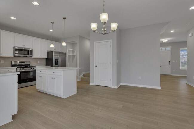 Building Photo - 3832 Old Glory Lp