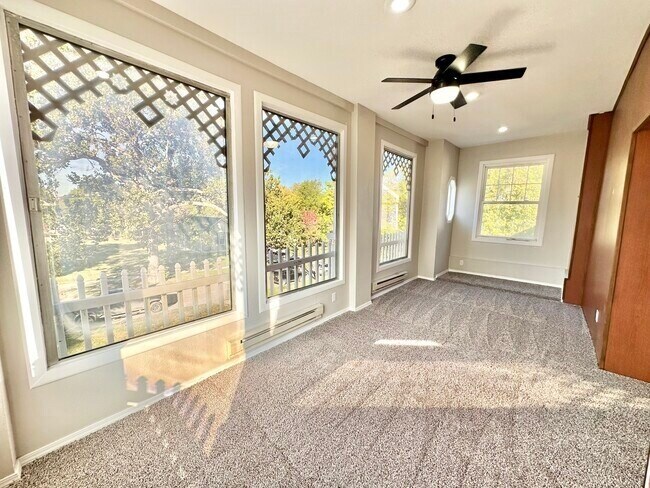 Building Photo - 1505 24th St