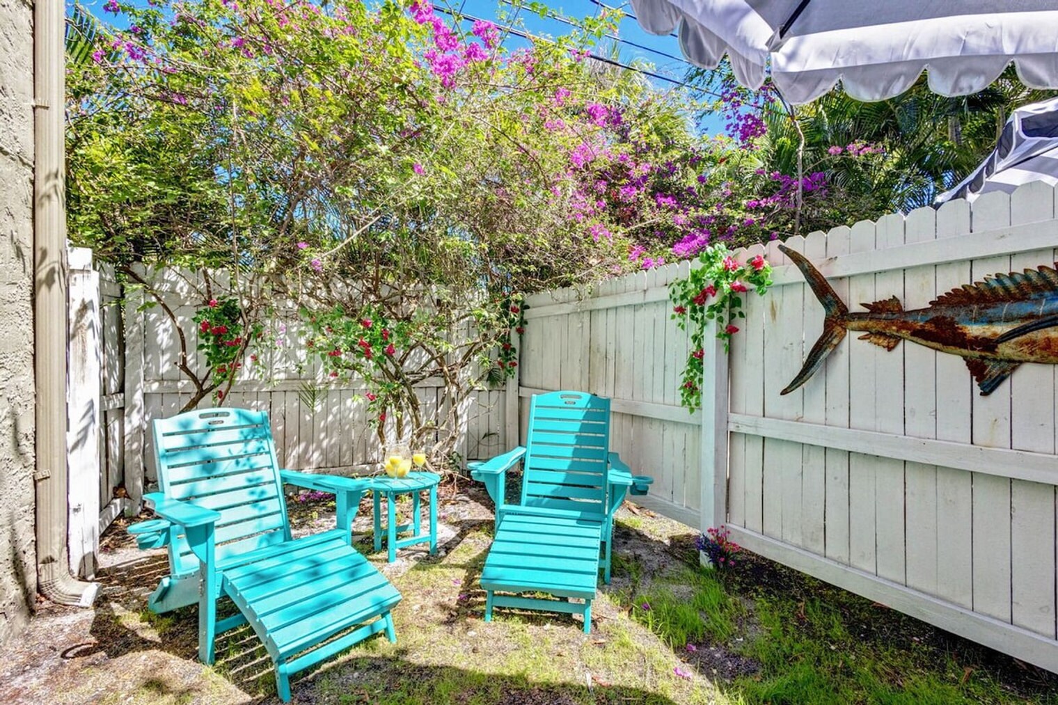 Building Photo - 516 28th St