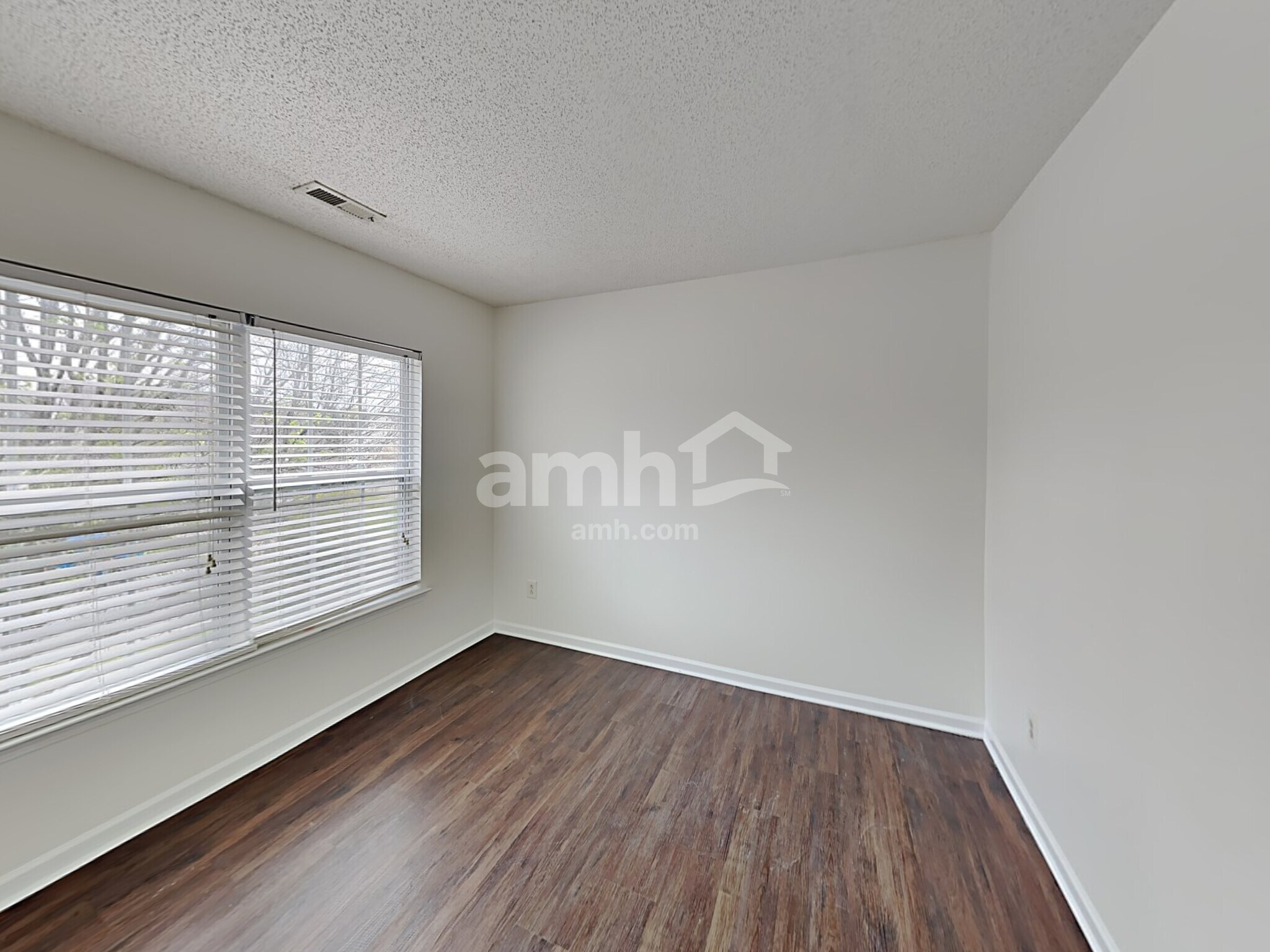 Building Photo - 7316 Aragorn Ln