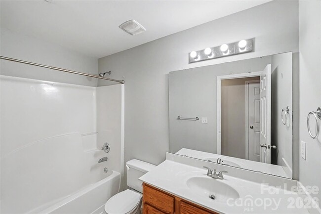 Building Photo - 3111 Gloxinia Rd