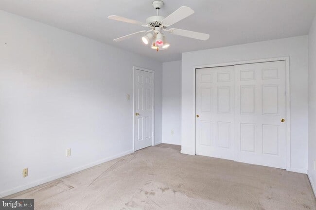 Building Photo - 8010 Old Parsonage Ct