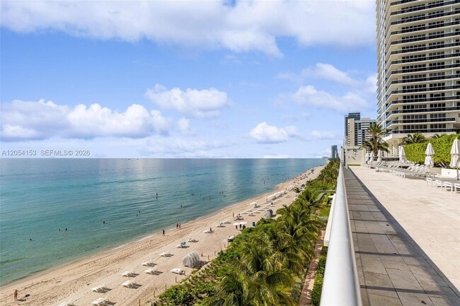 Building Photo - 1850 S Ocean Dr