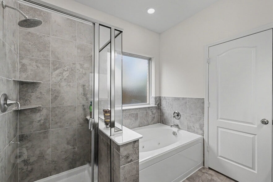 Building Photo - 8170 Rabbit Dr