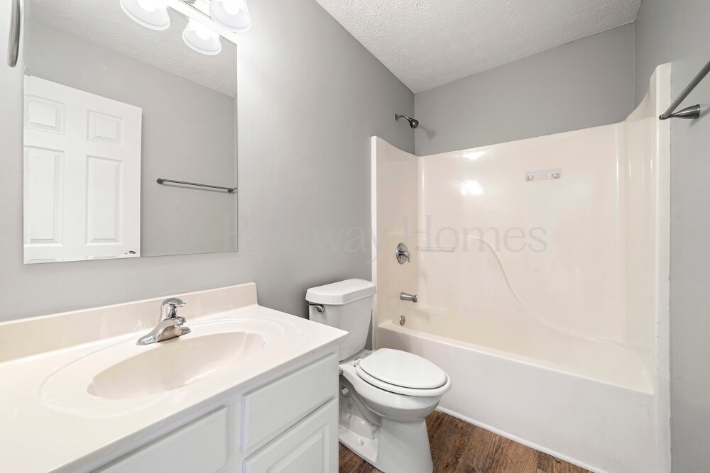 Building Photo - 187 Berkley Dr