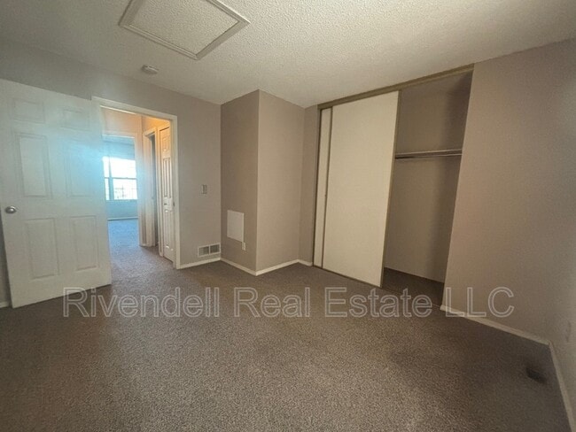 Building Photo - 1699 S Trenton St
