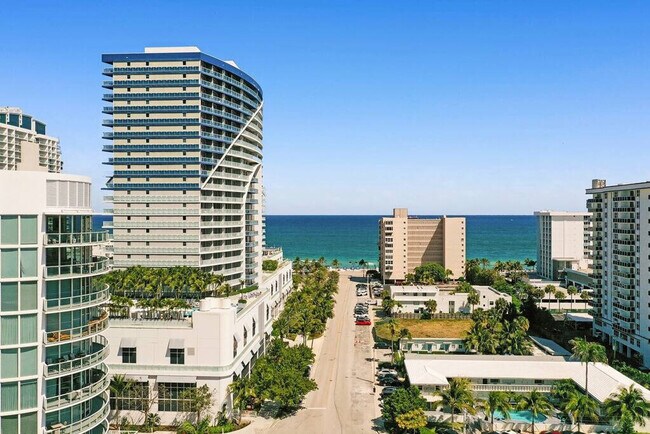 Building Photo - 2908 Bayshore Dr