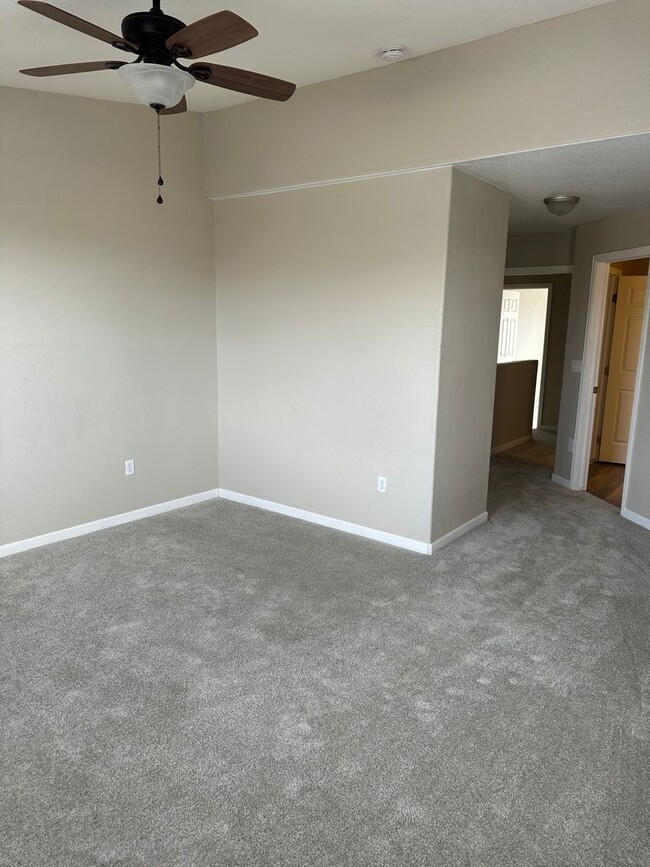 Building Photo - 2 bed 2 bath Condo in Castle Rock, CO!