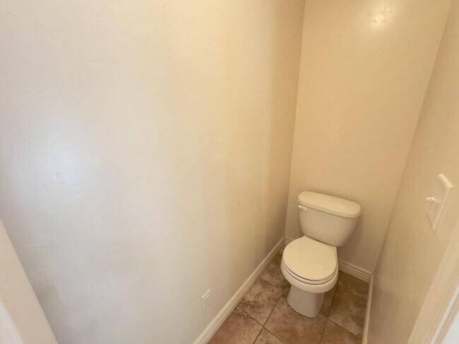 Building Photo - 1078 Cinnamon Ridge Dr