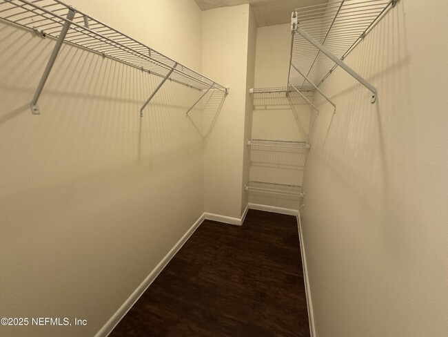 Building Photo - 4262 Winderpark Ct