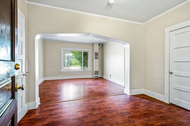 Interior Photo - UP Uptowner Apartments