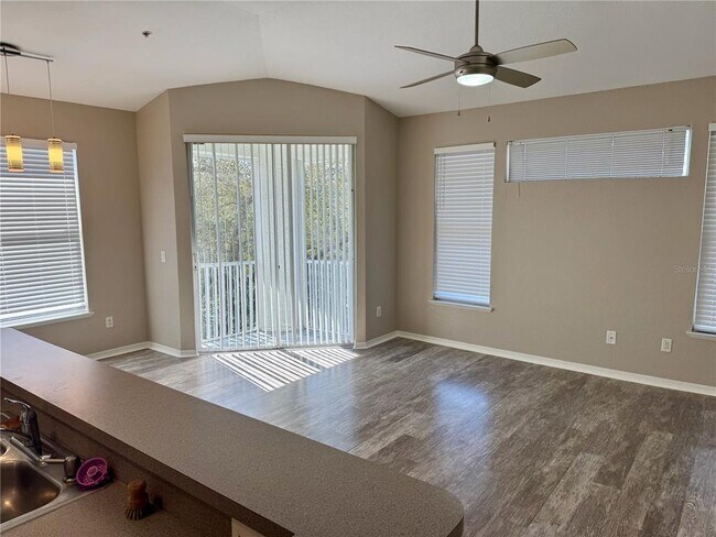 Building Photo - 2627 Maitland Crossing Way