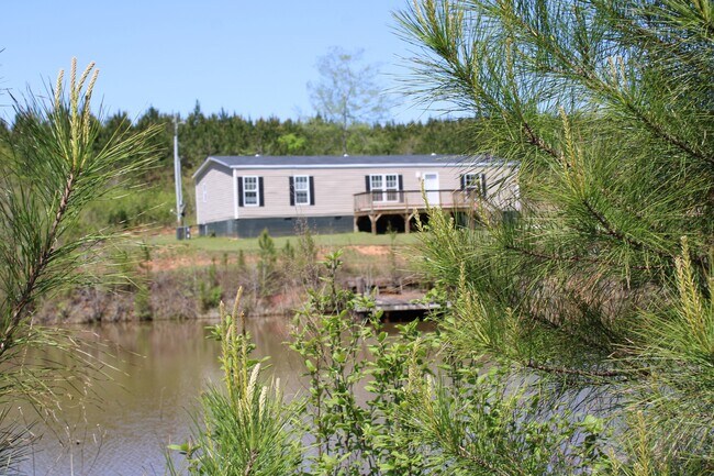 Building Photo - 818 W Grantville Rd