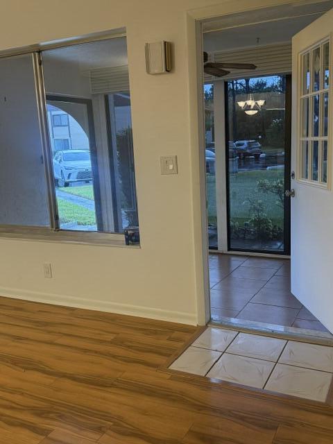 Building Photo - 445 Pine Glen Ln