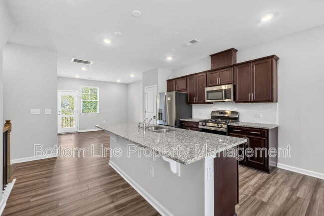 Building Photo - 1129 Lily Loch Wy