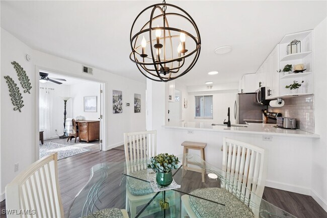 Building Photo - 845 New Waterford Dr