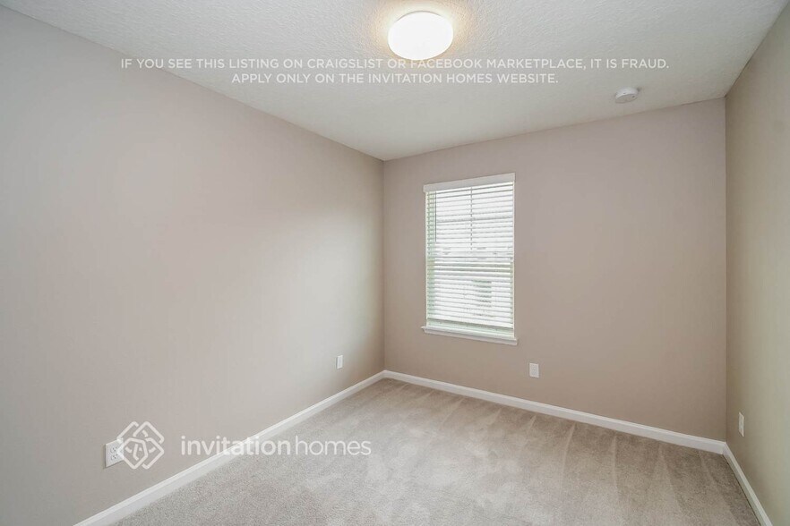 Building Photo - 1308 Grassland Ave