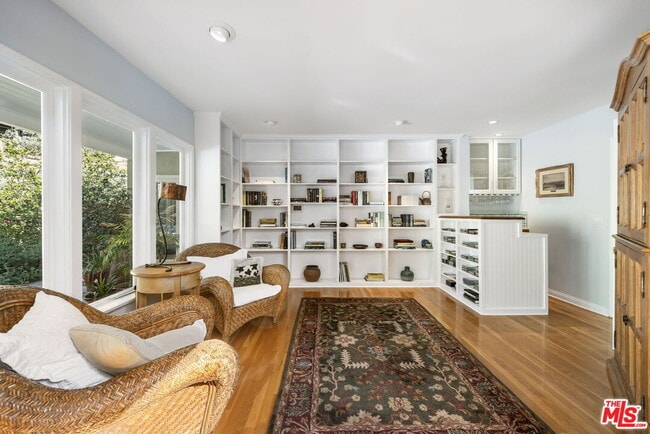 Building Photo - 11215 Sunset Blvd