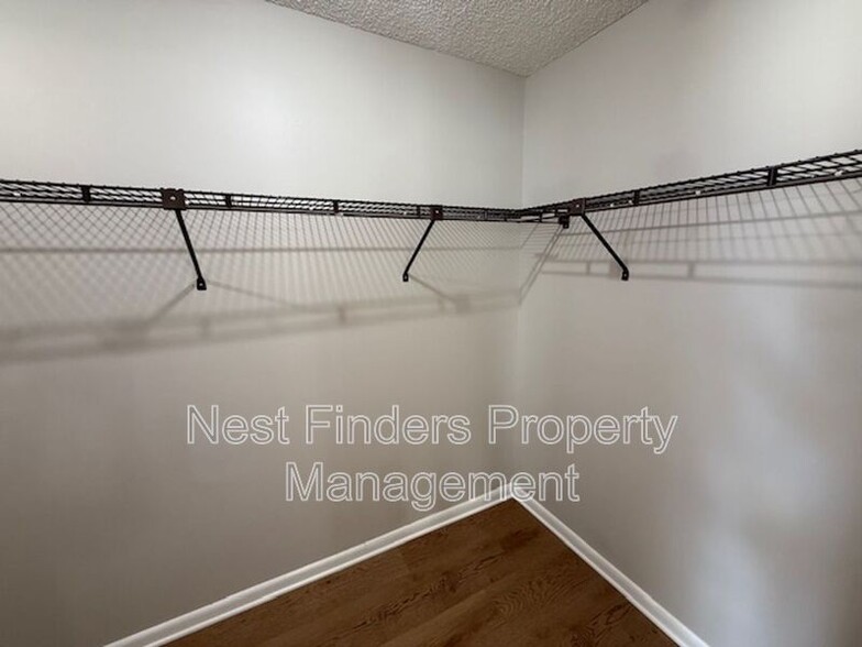 Building Photo - 11290 Southbury Pl