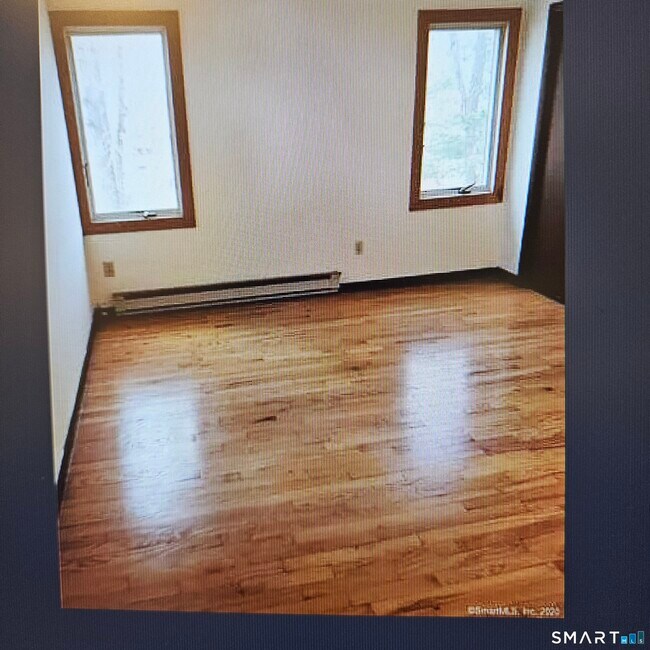 Building Photo - 47 Broadway S