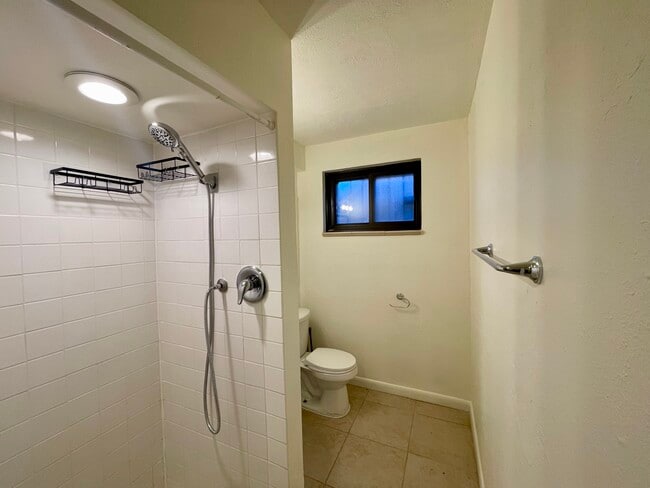 Building Photo - 12752 E Park Lane Dr