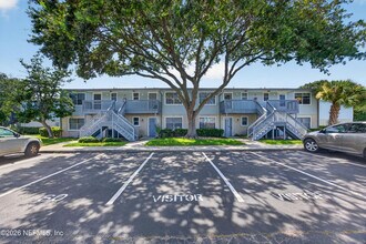 Building Photo - 700 W Pope Rd