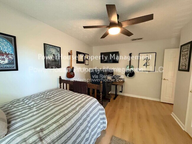 Building Photo - 179 High Creek Dr