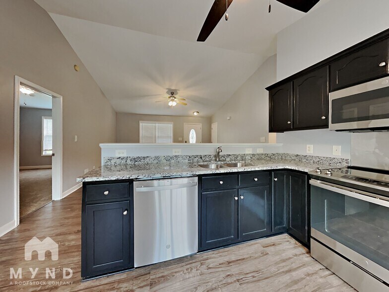 Building Photo - 2070 Brantley Creek Dr