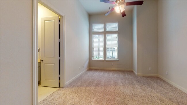 Building Photo - 1708 Upland Lakes