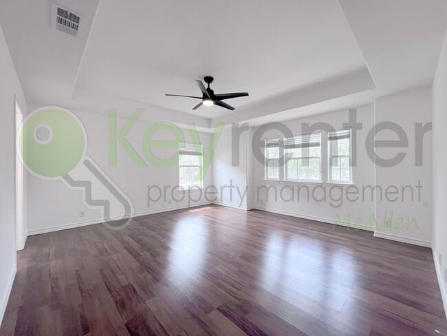 Building Photo - Beatutiful 5Bed/3Bath in Mcallen TX Now Av...