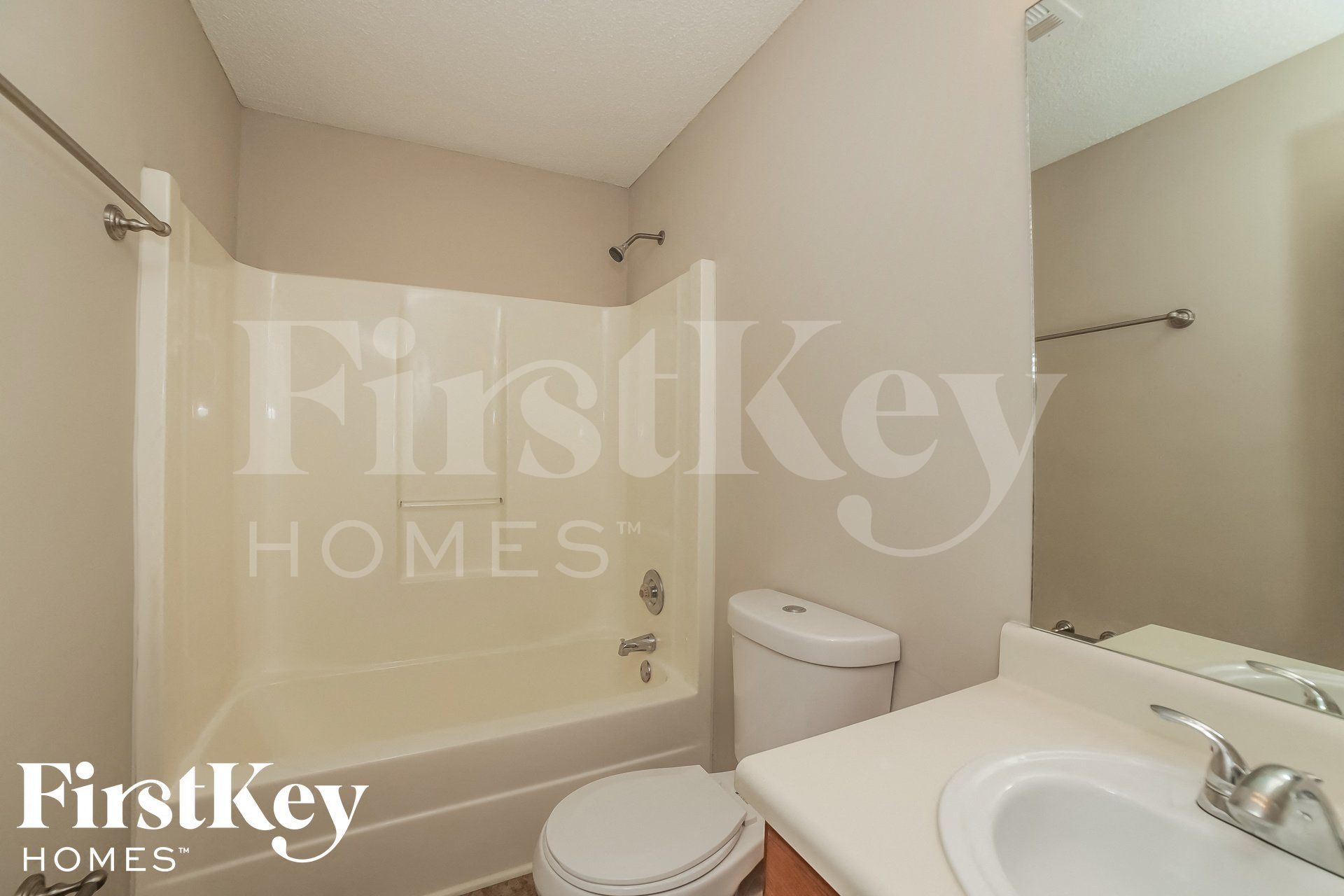Building Photo - 4470 White Hill Pl