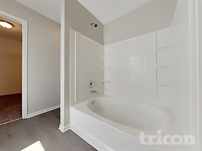 Building Photo - 8144 Crackling Ln