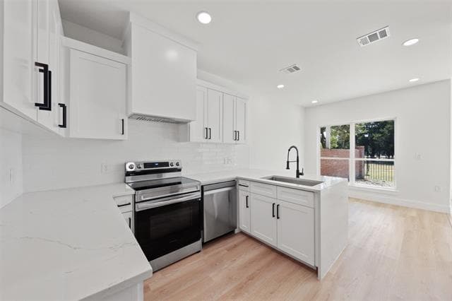 Building Photo - 1412 N Crosspointe St