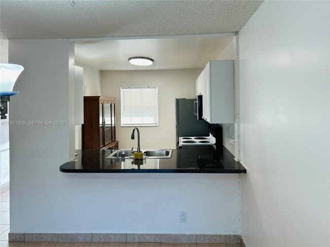 Building Photo - 3250 NW 85th Ave