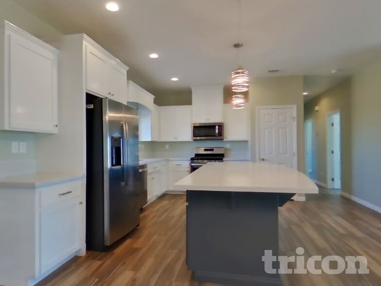 Building Photo - 16014 Tokay St