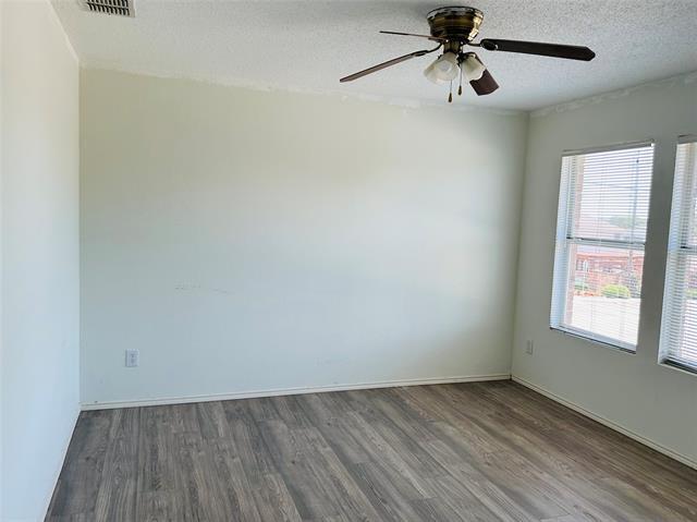 Building Photo - 765 Lowe Dr