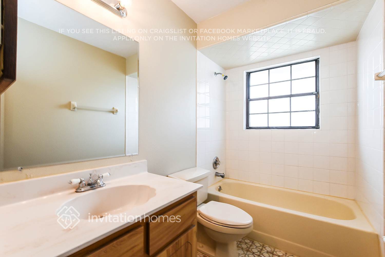 Building Photo - 644 Vicksburg St