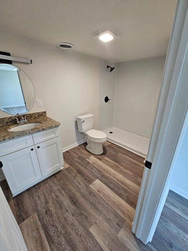 Building Photo - 3-Bedroom 2 Bath, 2-story home ready for you to call home today!